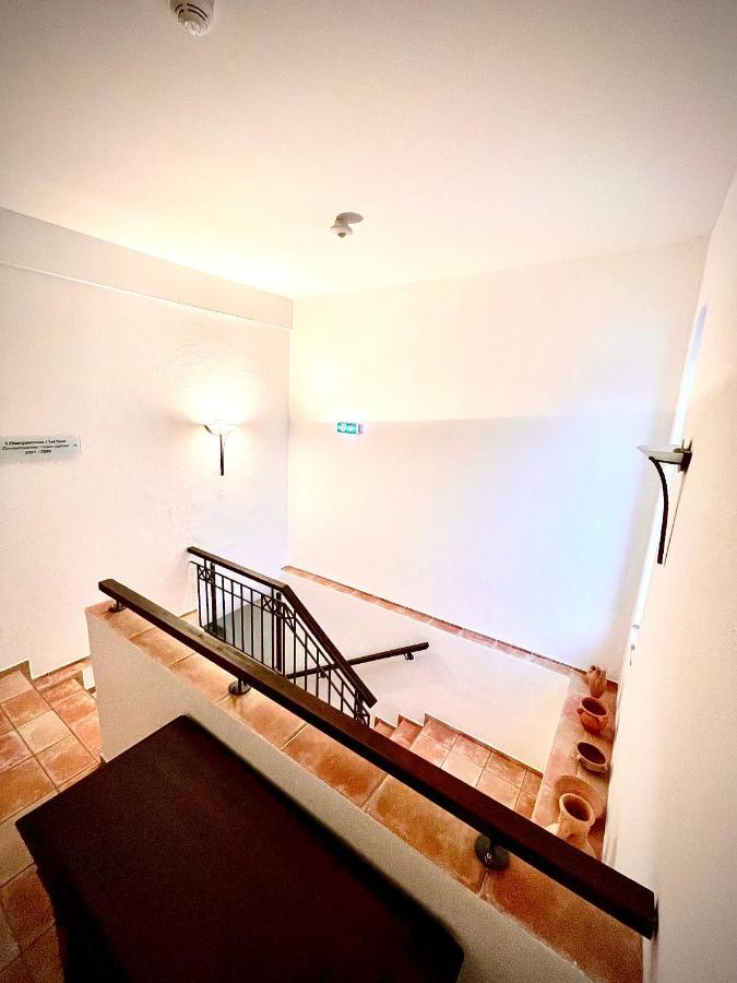 Hotel Zur Roemerbruecke Нойвиед Екстериор снимка
